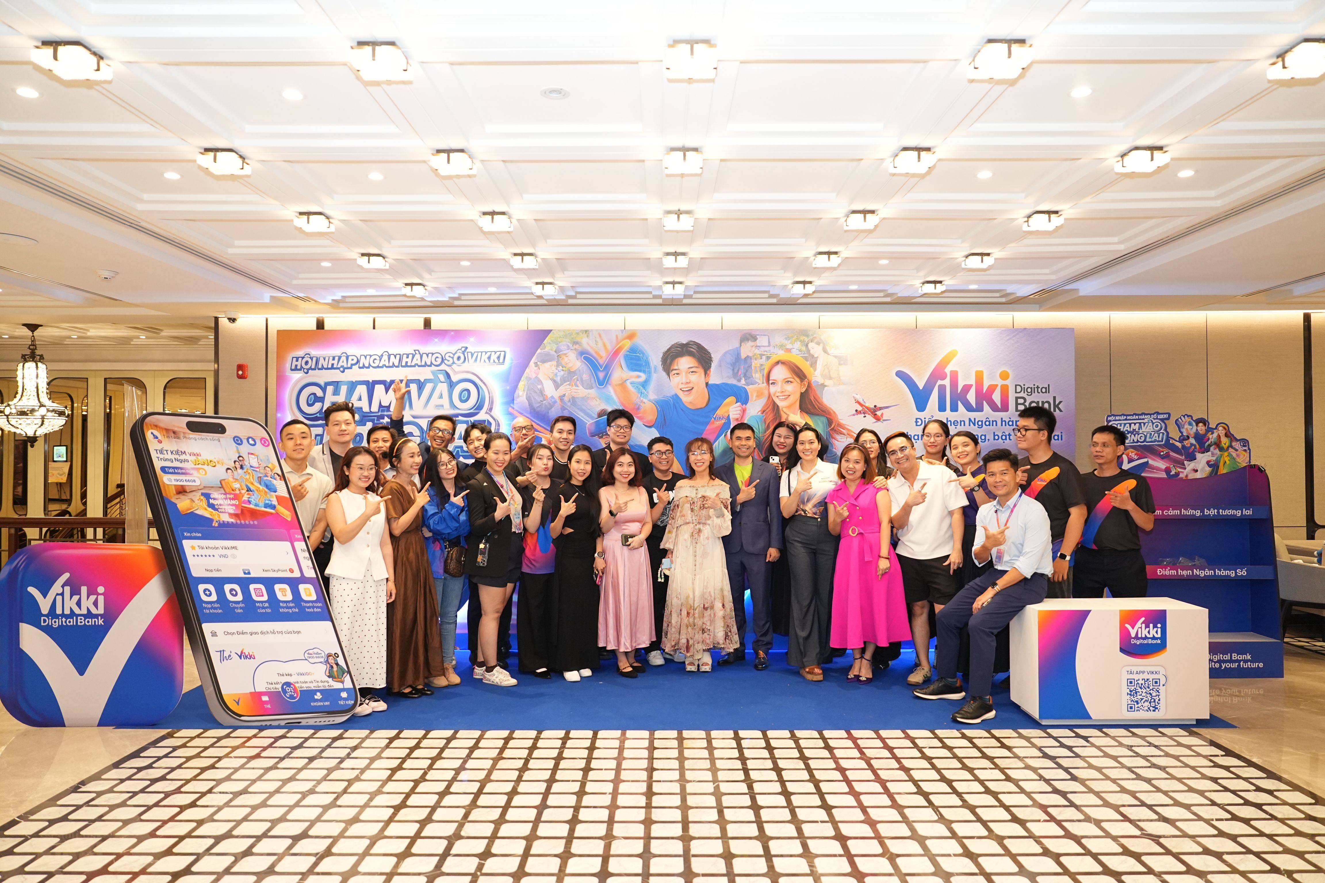 chuyen-bay-vikki-cham-vao-tuong-lai-7.JPG