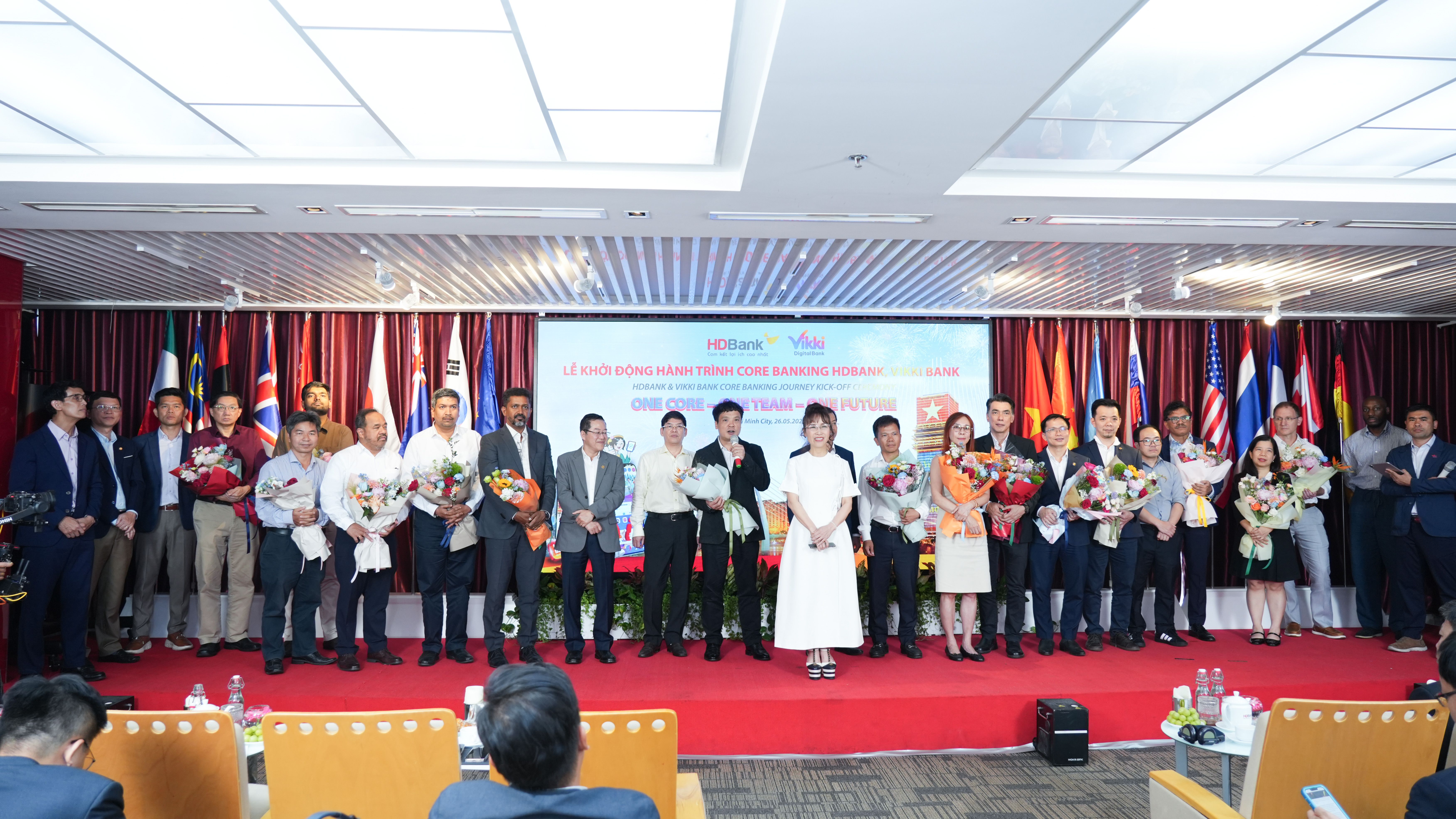 ngan-hang-so-viet-nam-the-he-moi (1).jpg